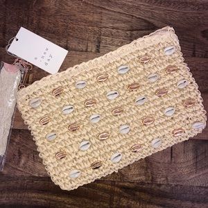 🐚 A New Day Natural Seashell Clutch Pouch NWT 🐚
